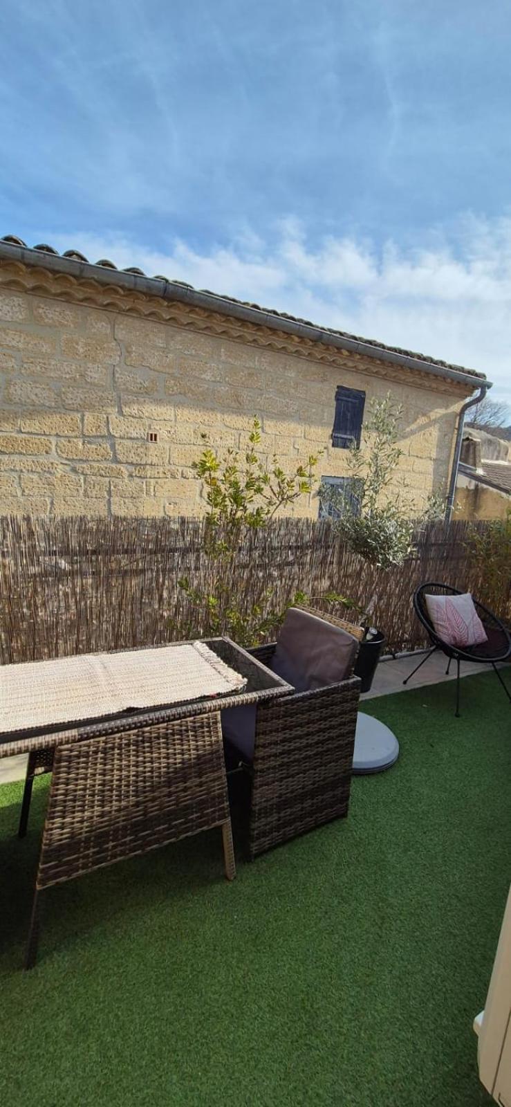 Proche D'Uzes La Terrasse Du Soleil Levant コリアス エクステリア 写真